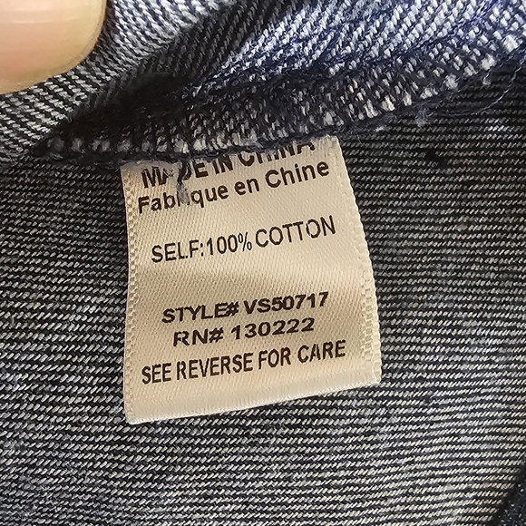 Very J Blue Denim Button Down Skirt Women’s Size Medium - Picture 8 of 8